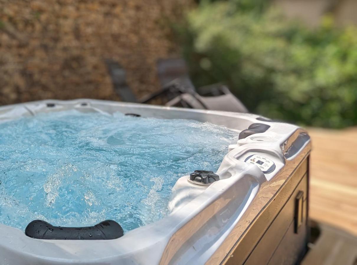 Wonderful House In Sarlat Center With Heated Pool & Jaccuzi Villa Ngoại thất bức ảnh